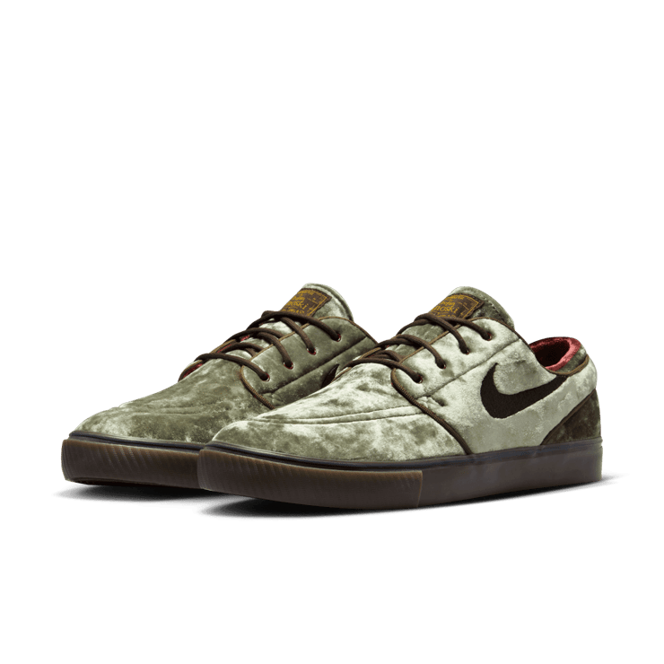 Nike SB Zoom Stefan Janoski OG+ SE SB 'City of Cinema' Angle 2