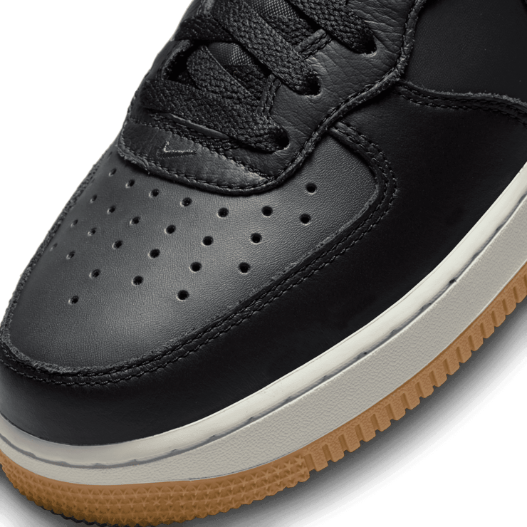 Nike Air Force 1 Mid LX Anthracite Gum Angle 4