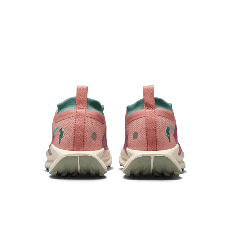 Nike Pegasus Trail 5 GORE-TEX Waterproof Trail Angle 3