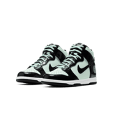 Nike Dunk High SE (GS) Angle 2