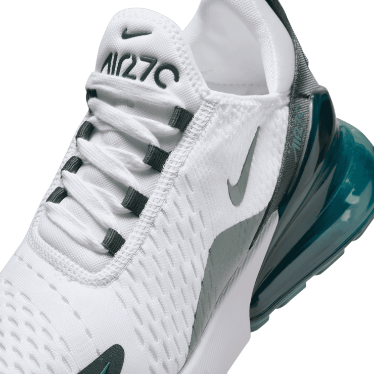Nike Air Max 270 Angle 4