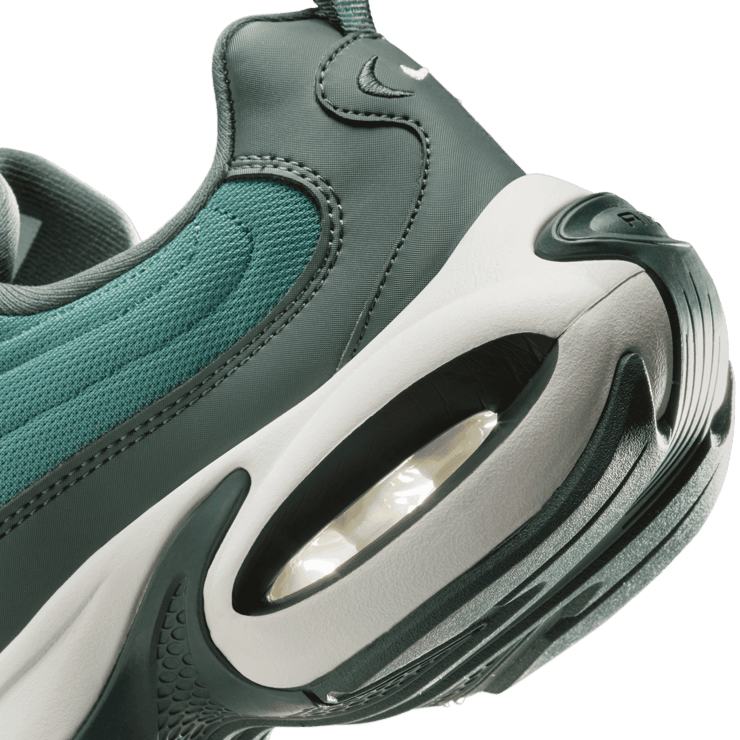 Nike Air Max Portal Angle 5