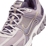 Nike Zoom Vomero 5 Platinum Violet Angle 5