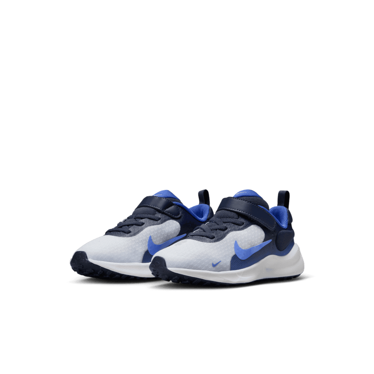 Nike Revolution 7 (PS) Angle 2