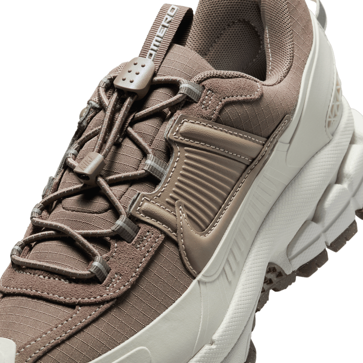 Nike Zoom Vomero 5 Roam Light Bone Mink Brown (W) Angle 5