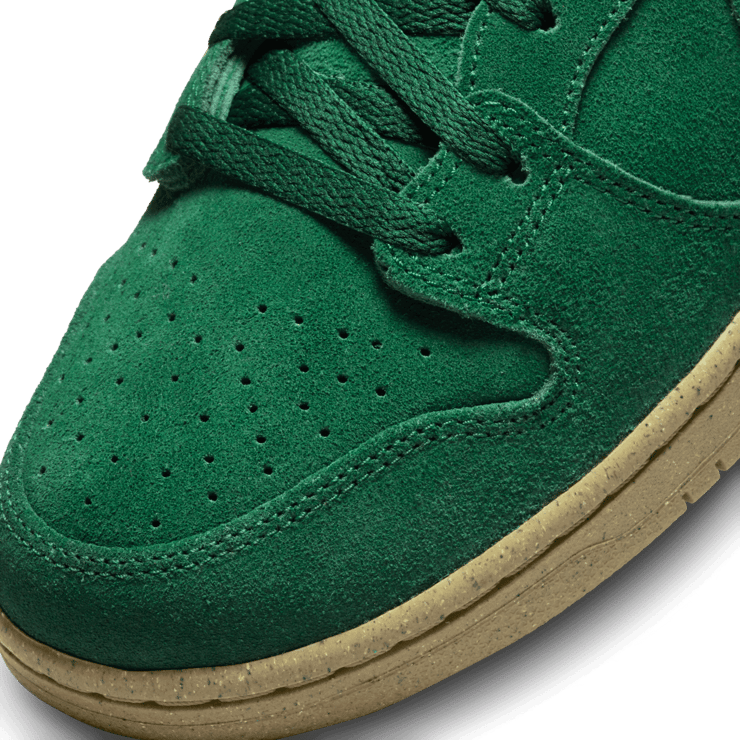 Nike SB Dunk High Decon Gorge Green Angle 4