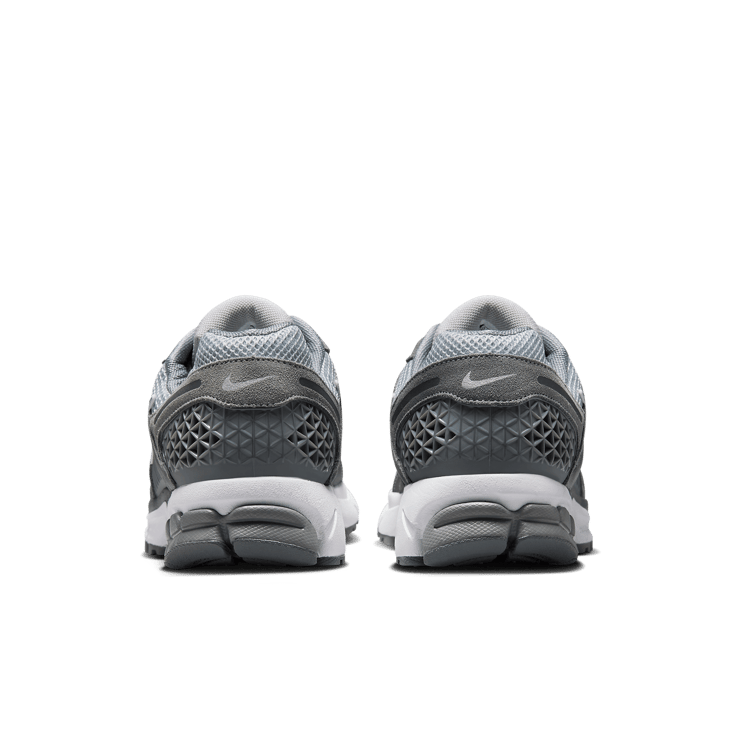 Nike Zoom Vomero 5 Cool Grey (2025) Angle 4