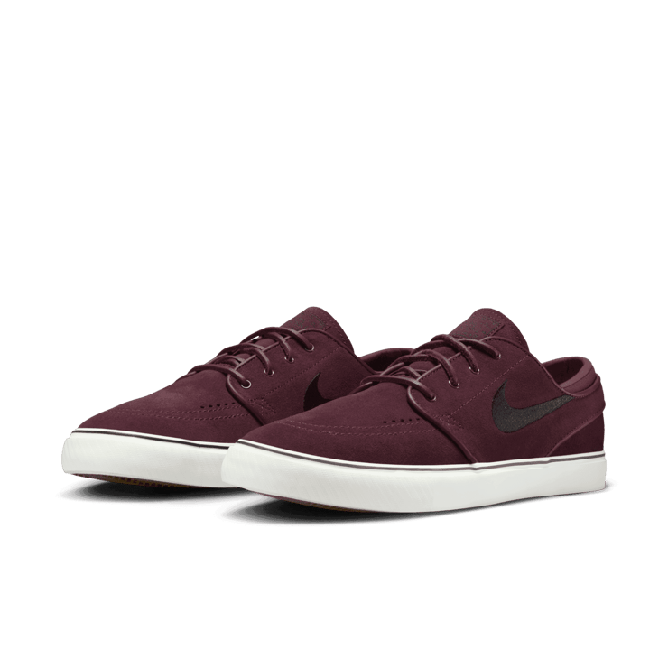 Nike SB Zoom Janoski OG+ Skate Angle 2