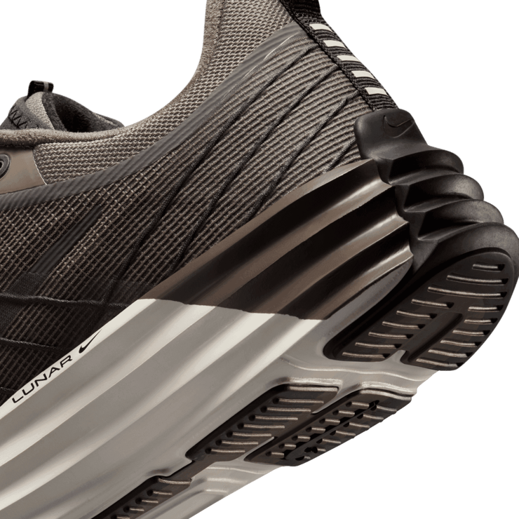 Nike Lunar Roam Angle 5