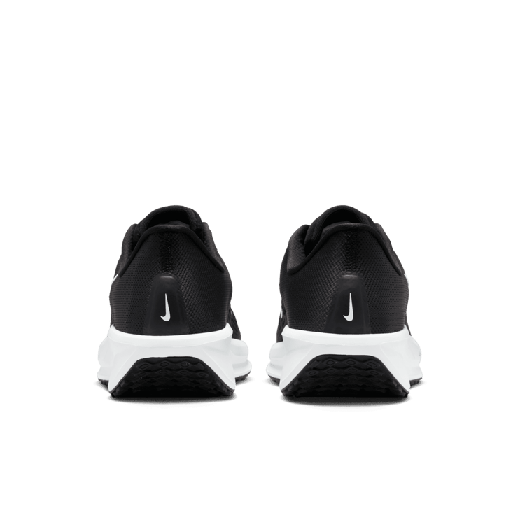 Nike Quest 6 Road Angle 3