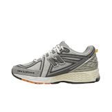 New Balance 1906R Invincible N. Hoolywood Green Angle 0