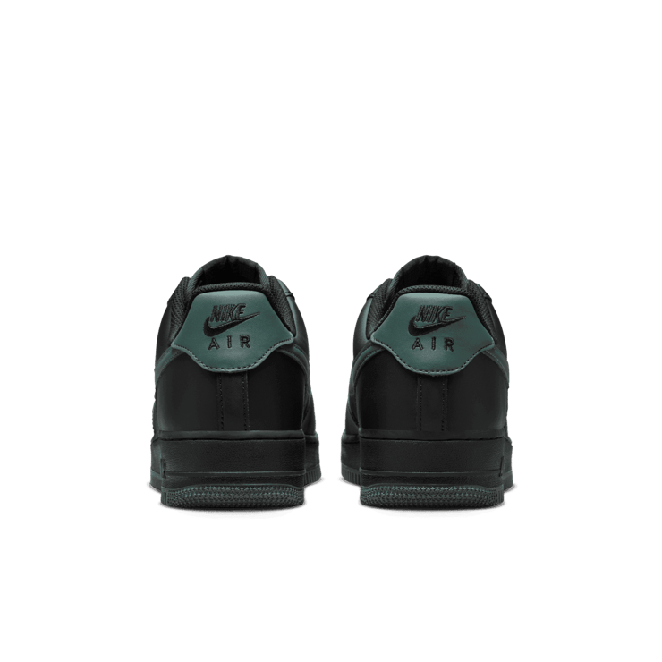 Nike Air Force 1 '07 Angle 3