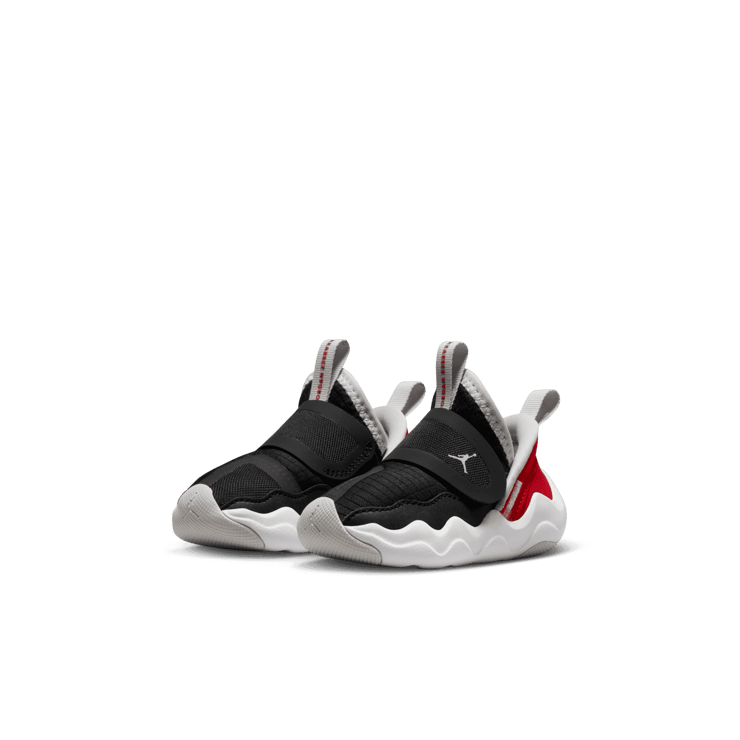Air Jordan 23/7 (TD) Angle 2