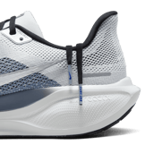 Nike Pegasus 41 Road Angle 11