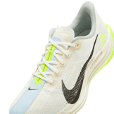 Nike Pegasus Plus Road Angle 4