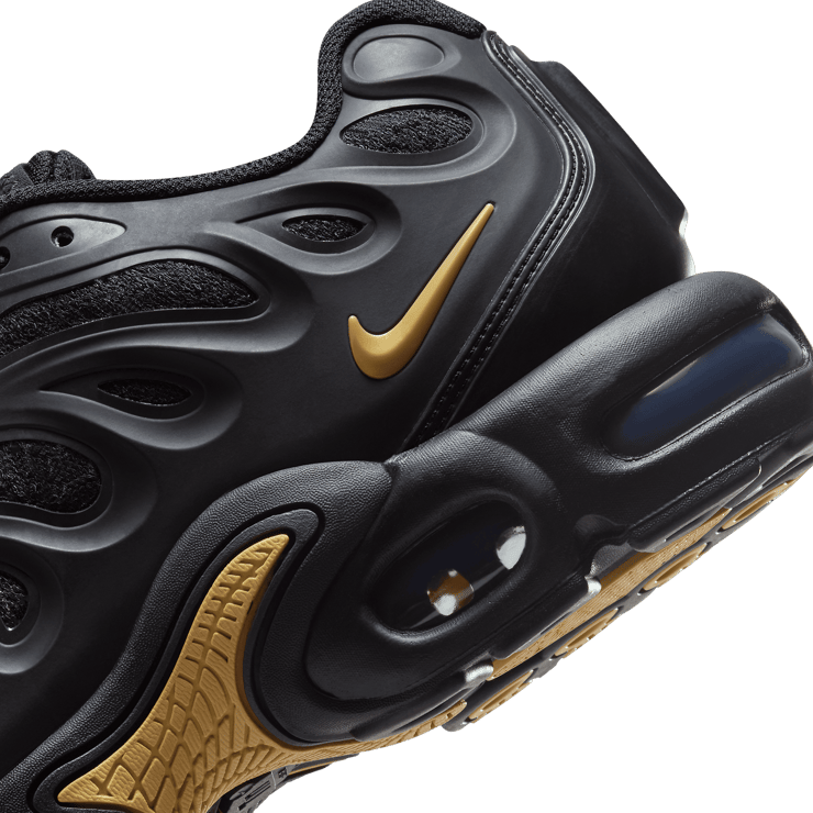 Nike Air Max Plus Drift PSG Black Wheat Gold Angle 6