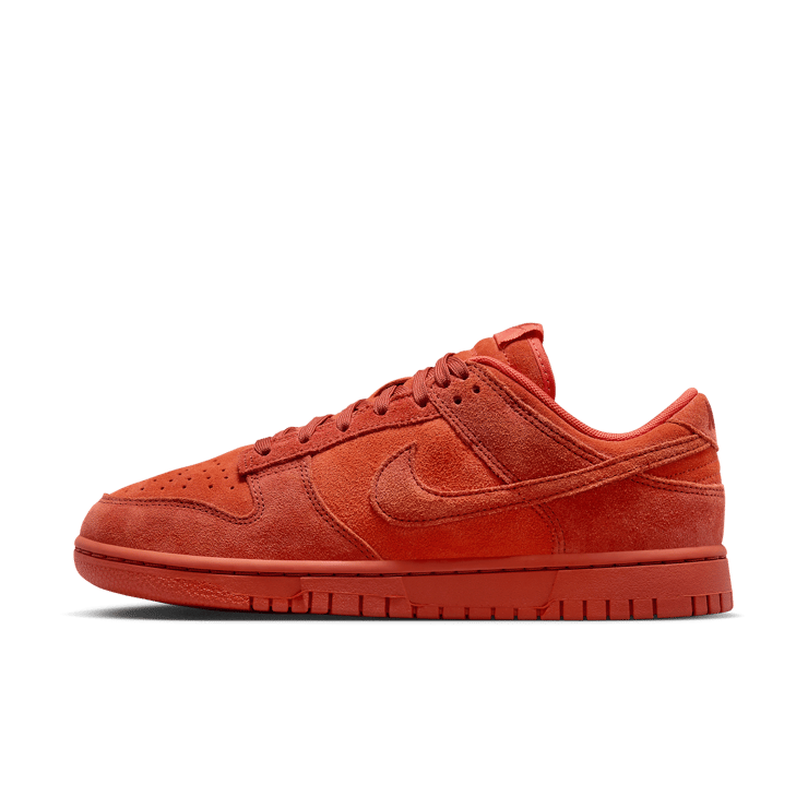 Nike Dunk Low Valley Of Fire (W) Angle 0