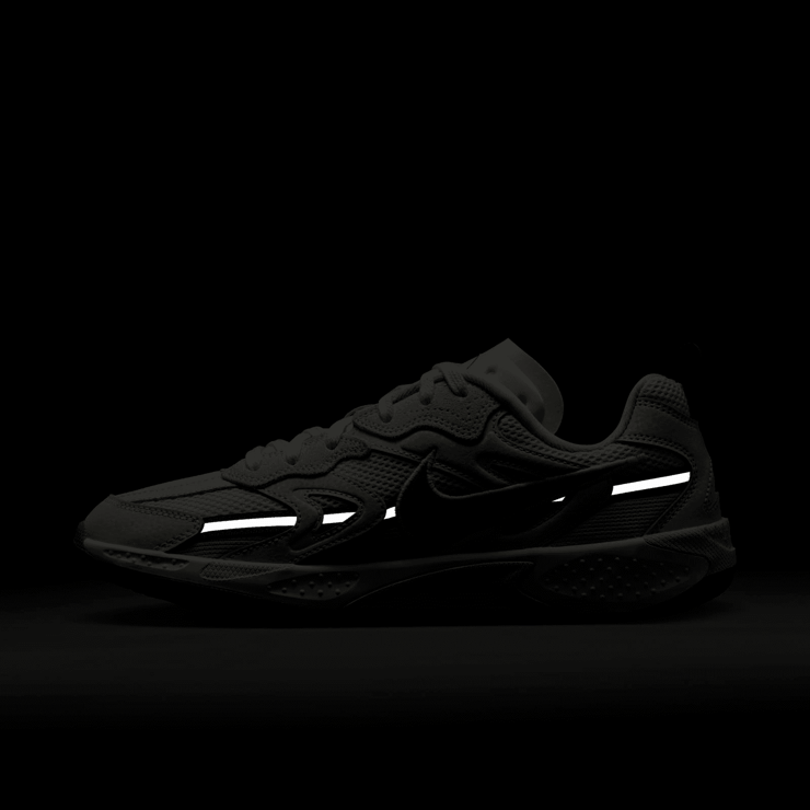 Nike Jam Pine Green (W) Angle 8