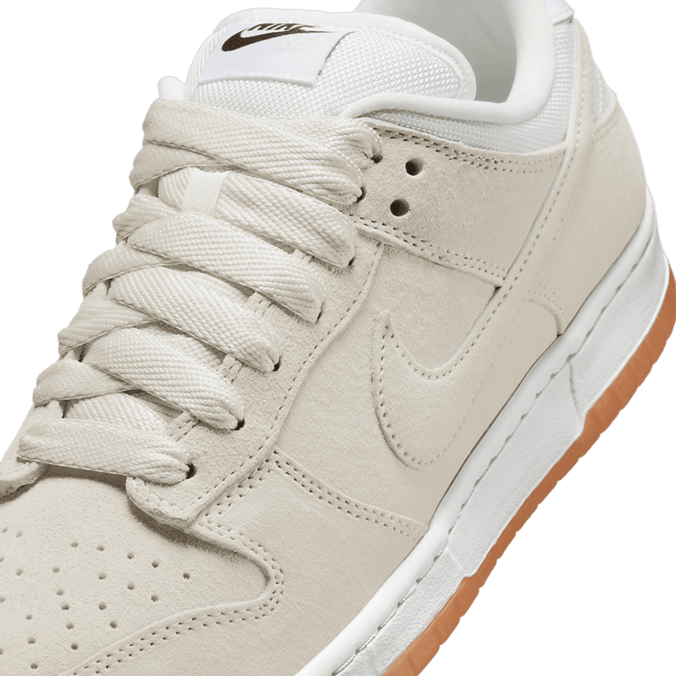 Nike SB Dunk Low Pro B Pale Ivory Angle 3