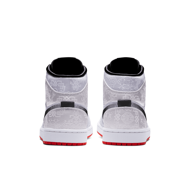 Jordan 1 Mid SE Fearless Edison Chen CLOT Angle 3