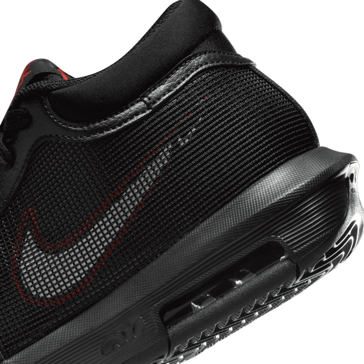 Nike LeBron Witness 8 Basketball Angle 5