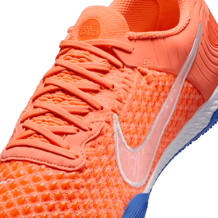 Nike React Gato Indoor/Court Low-Top Soccer Angle 3