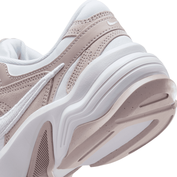 Nike AL8 Angle 5