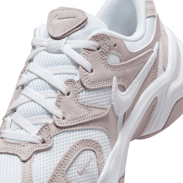 Nike AL8 Angle 4
