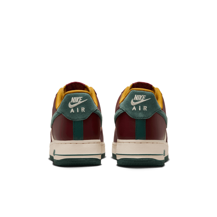 Nike Air Force 1 '07 LV8 Angle 3