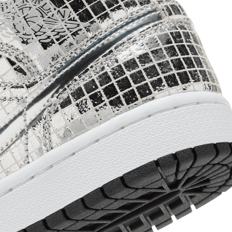 Jordan 1 Mid SE Disco Metallic Silver (W) - CU9304-001 Jordan 1 Mid SE Disco Metallic Silver (W) - CU9304-001