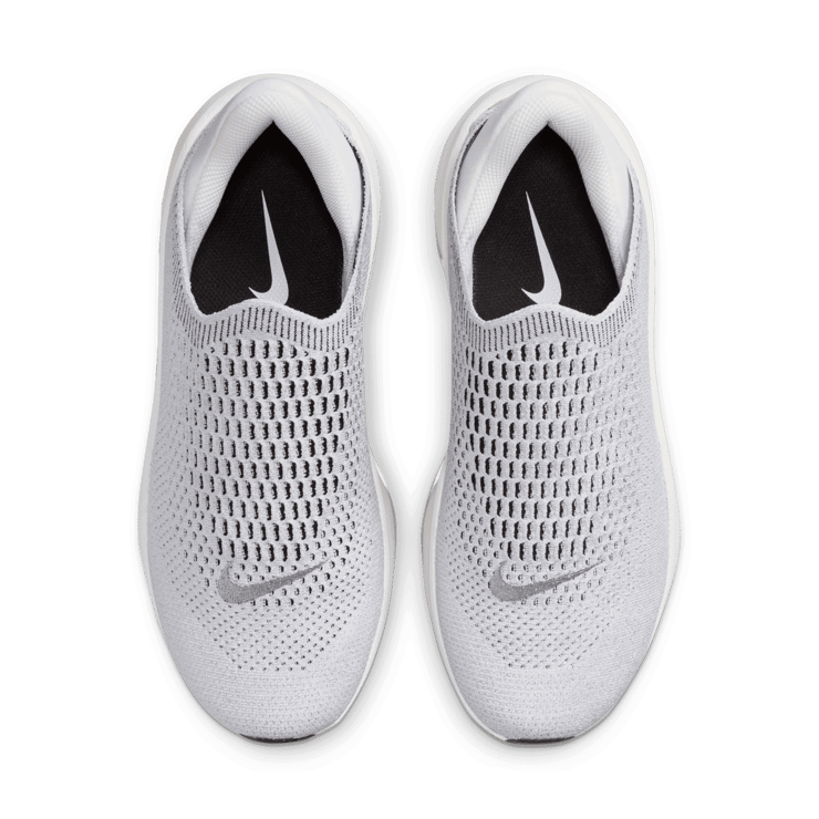 Nike Reina EasyOn Premium Angle 1