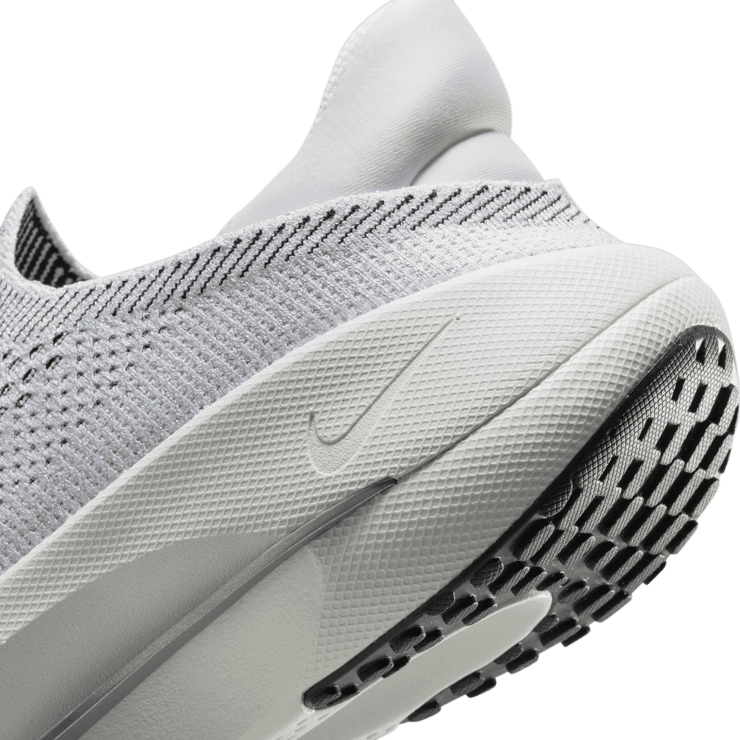 Nike Reina EasyOn Premium Angle 5