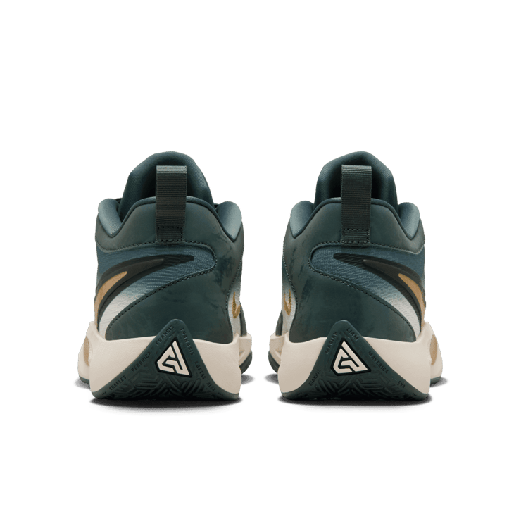 Nike Giannis Freak 6 Basketball (GS) Angle 3