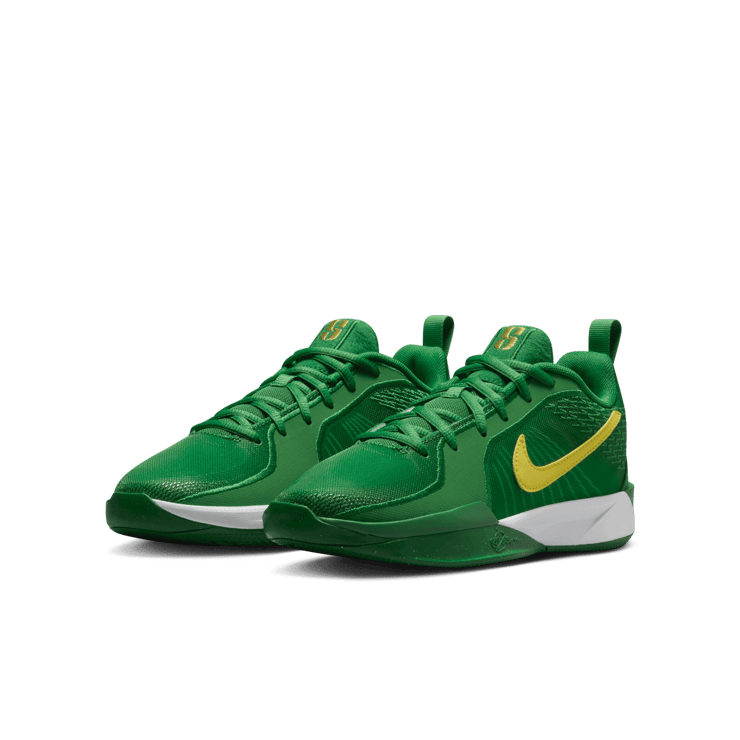 Nike Sabrina 2 "Retroed" Basketball (GS) Angle 2