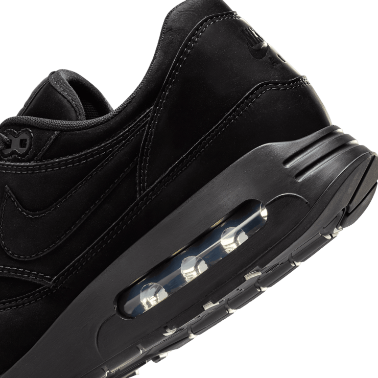 Nike Air Max 1 ‘86 OG Vanta Black Angle 6