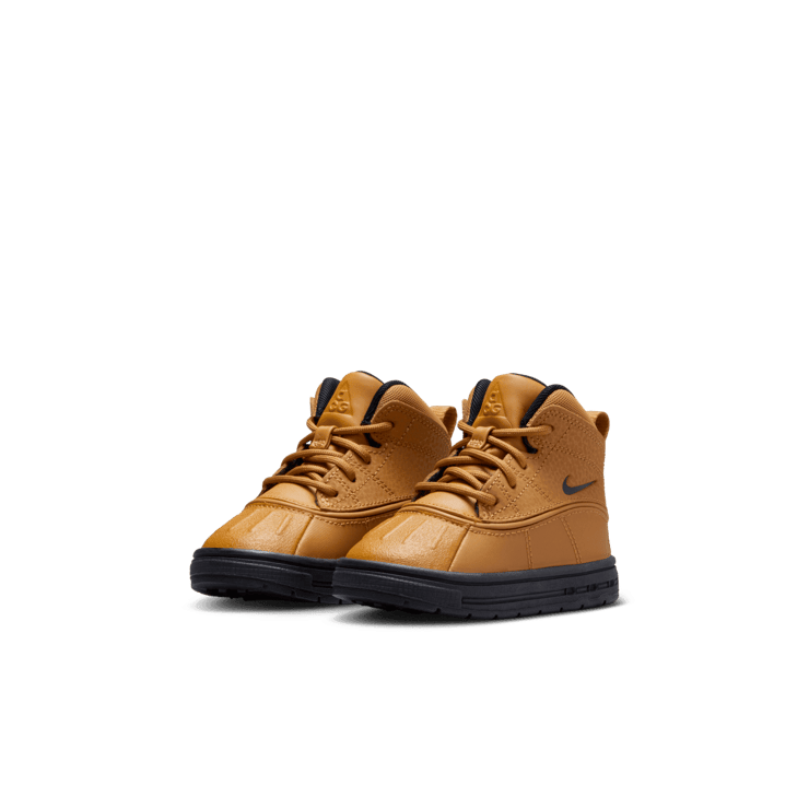 Nike Woodside 2 High (TD) Angle 2