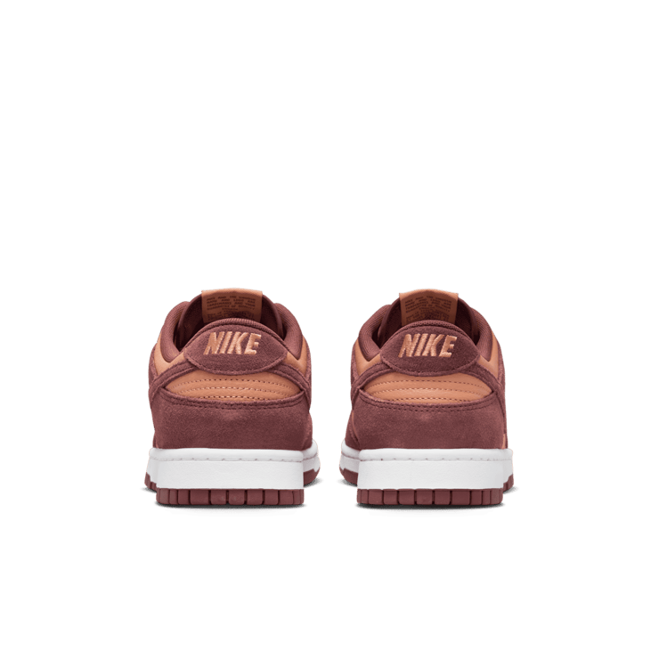 Nike Dunk Low SE 'Amber Brown' Angle 3