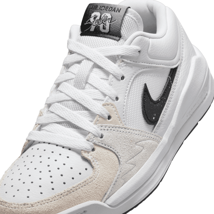 Jordan Stadium 90 'White Wolf Grey Black' (GS) Angle 4