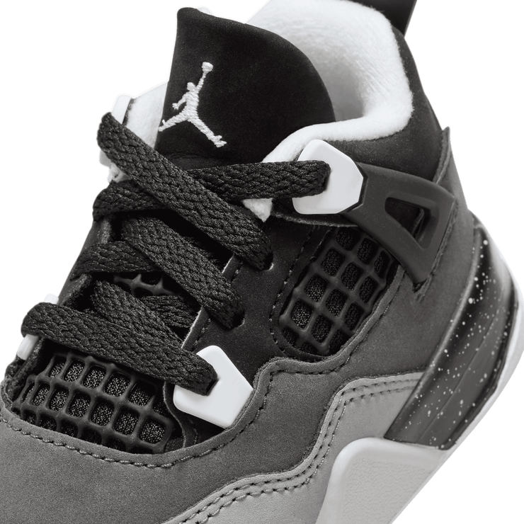 Air Jordan 4 Retro Fear (TD) Angle 5