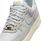 Nike Air Force 1 '07 LV8 Angle 4