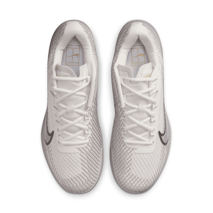 Nike Court Vapor 11 Premium Hard Court Tennis Angle 1