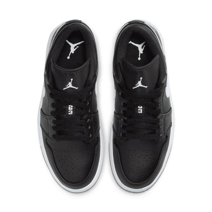 Jordan 1 Low Black White (W) Angle 1