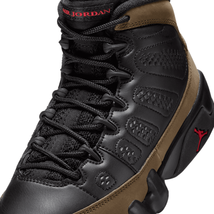 Air Jordan 9 Retro Olive (GS) Angle 4