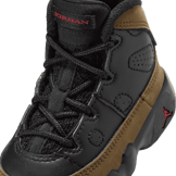 Air Jordan 9 Retro Olive (TD) Angle 4