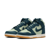 Nike Dunk High Retro SE Angle 2