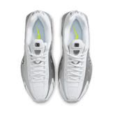 Nike Shox R4 Angle 1