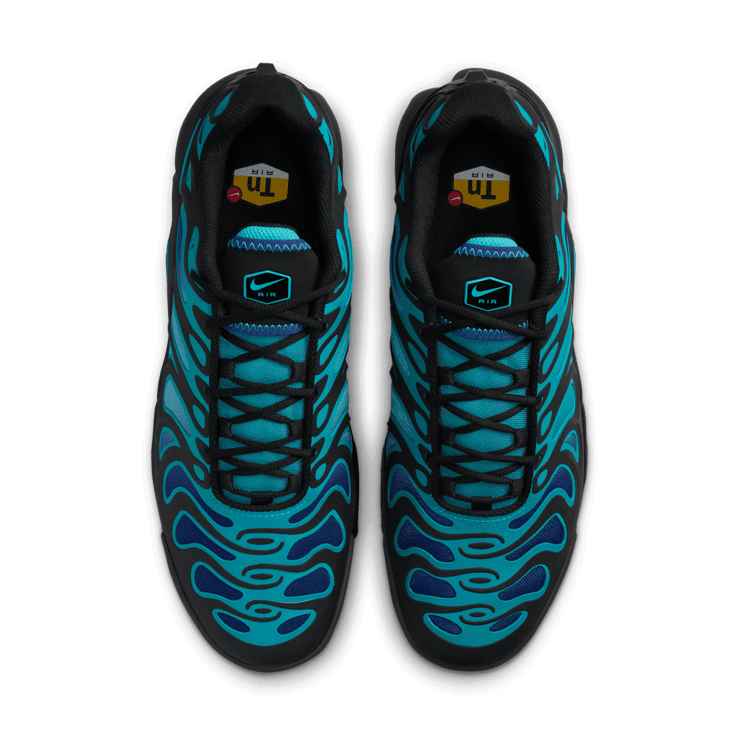 Nike Air Max Plus Drift Angle 1