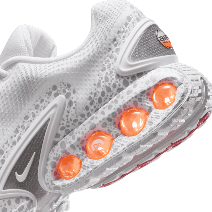 Nike Air Max DN Electric White Metallic Silver Angle 5