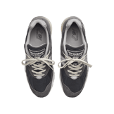 New Balance 991v2 Made in UK Dark Gull Grey Angle 1