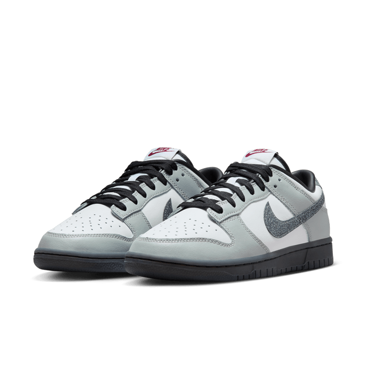 日本未入荷 Nike Dunk Low Light Smoke Gray Glittered Swoosh The Women's Exclusive Nike Dunk Low LX Glitter Swoosh